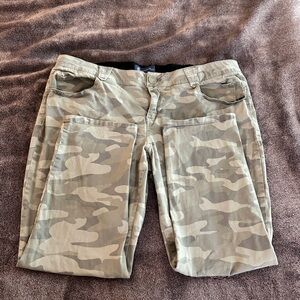 Democracy Gray Camouflage Pants